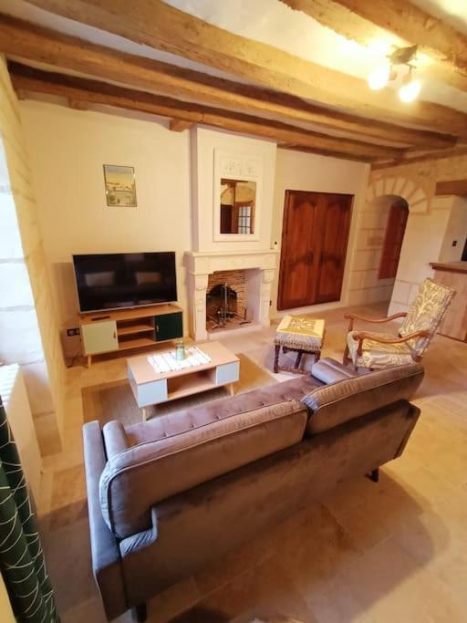Avec Vue Sur L'indre Holiday home *